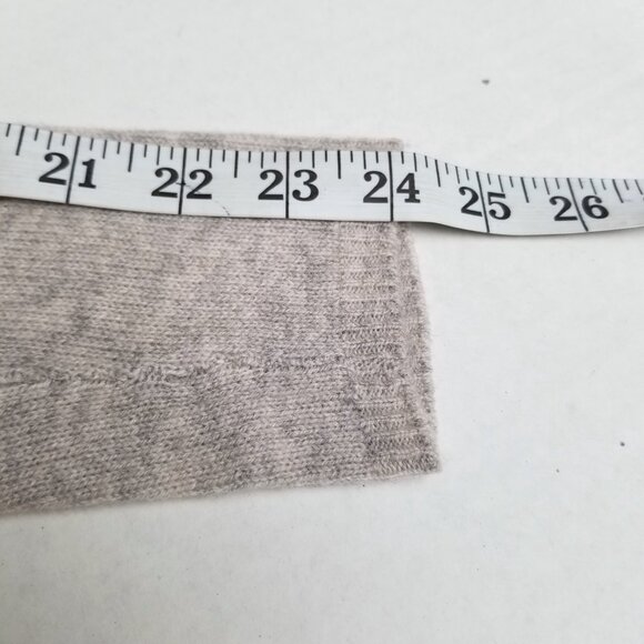 Ellen Tracy Cashmere Crew Neck Sweater Small Gray Quiet Luxury Minimalist - Picture 9 of 10